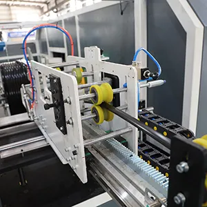 Sistema de control de tensión de circuito cerrado