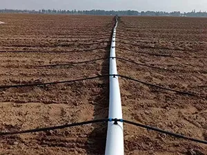 Manguera plana preperforada